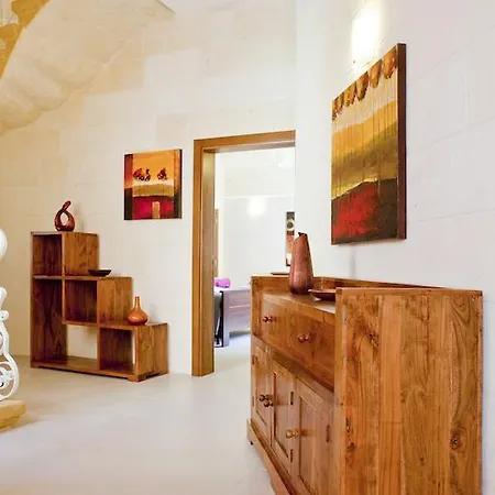 Inzolia Xagħra